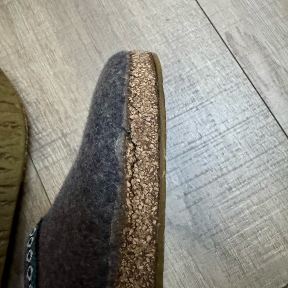 Unisex Haflinger Gray Wool Slip-On Mule Clogs - Picture 5 of 8